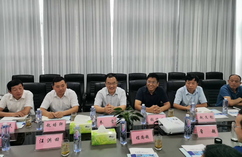 8月21日，菏泽市曹县县委组织部朱雷部长等领导来公司考察指导